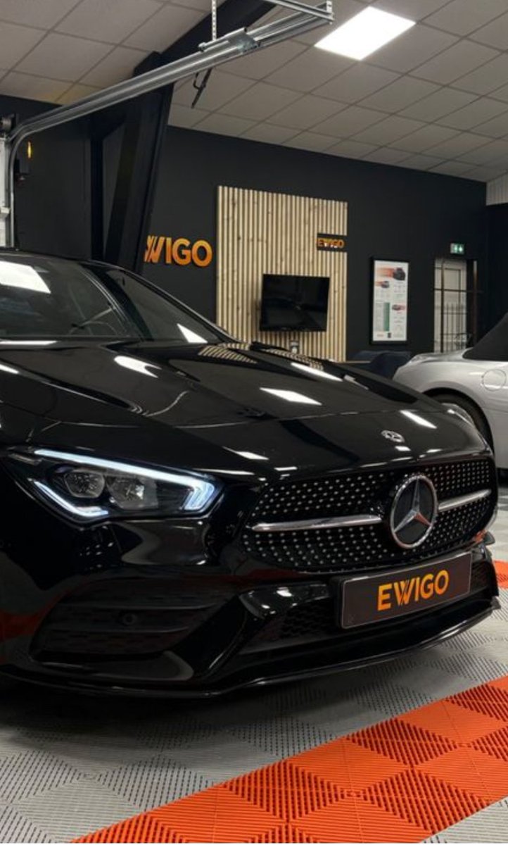 ժαѵíժkɾααk tweet media