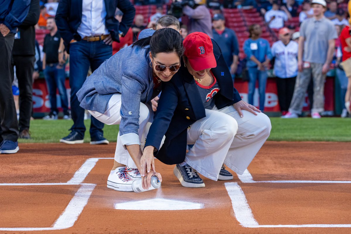 Governor Maura Healey tweet media