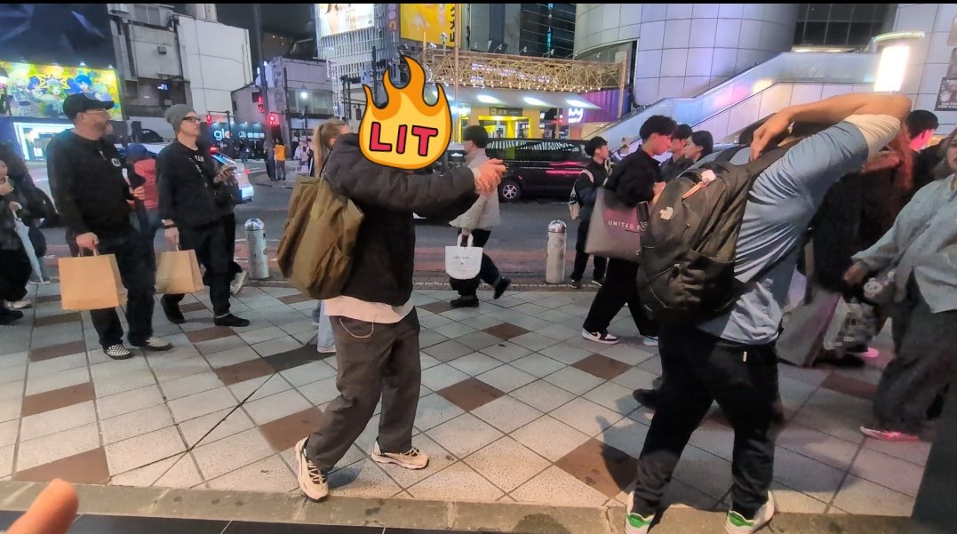 渋谷ハチ公前店 tweet media