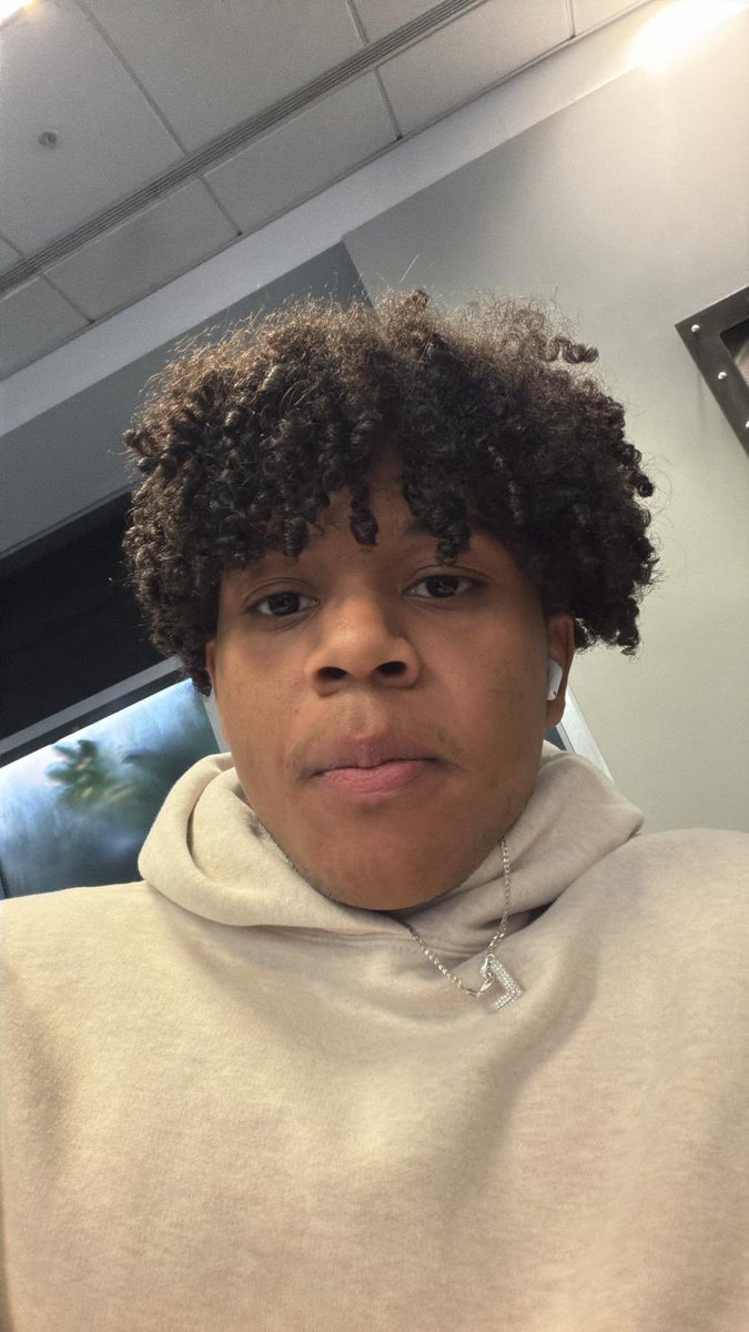 MiniNiwde🇩🇴 tweet media