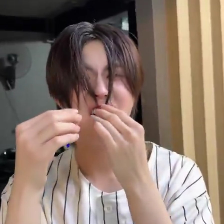 ☂ฟ.เฟิน ꜰᴛ.มัมน้องเนยแป๋วปุ๋ง 🍊💗🍒 tweet media