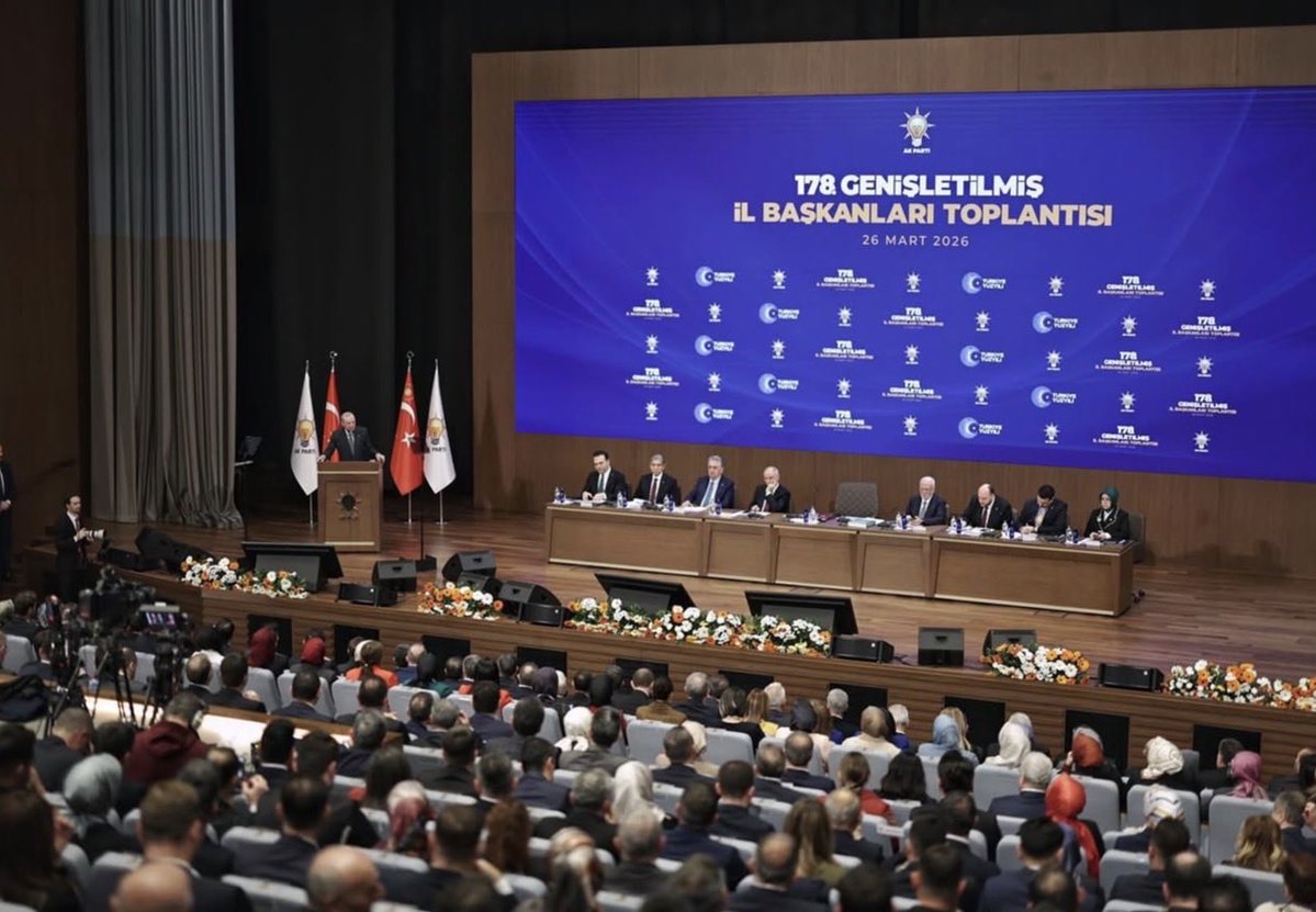 AK Parti Van tweet media