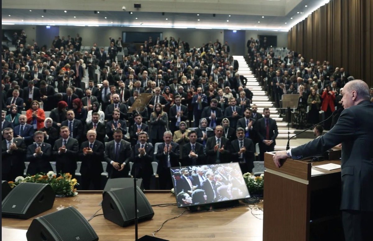 AK Parti Van tweet media