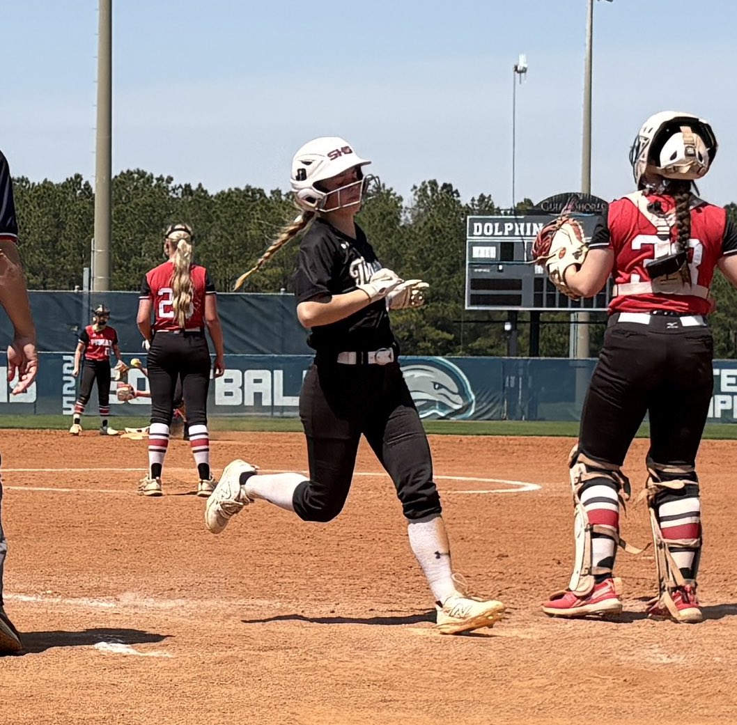 Aida Locklear tweet media