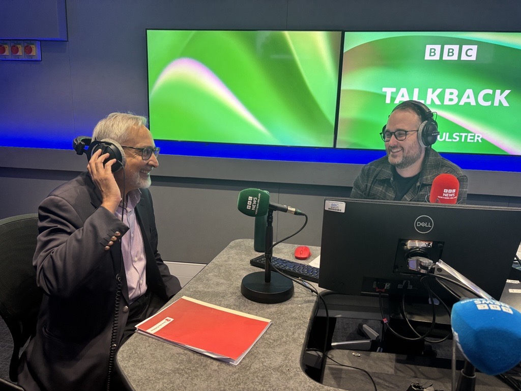 SCUKNI's tweet photo. Our CEO @MoazzamTMalik on BBC NI's Talkback speaking out on the plight of 1 in 5 children who live in conflict zones. He spoke movingly about impacts on children in Middle East &amp; Sudan: "Don't look away, we need to keep our eyes on the conflict and recognise our common humanity." https://t.co/mF18zYQGLU