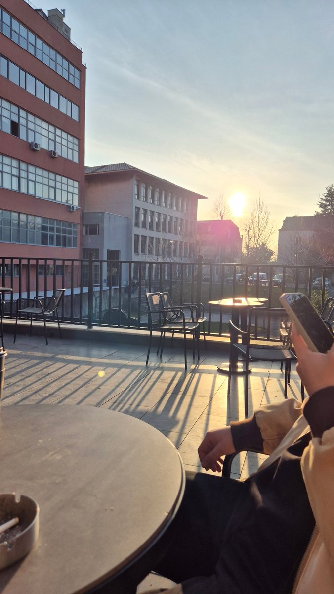 spinazkola tweet media