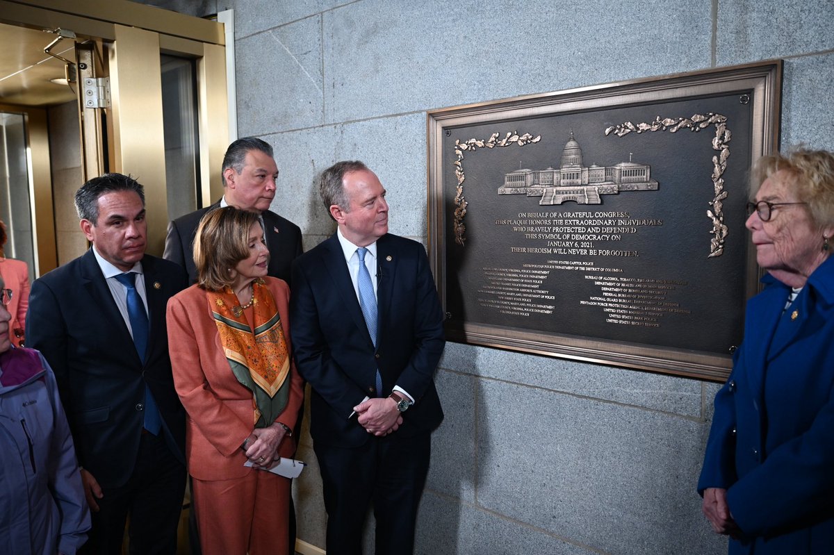 Nancy Pelosi tweet media