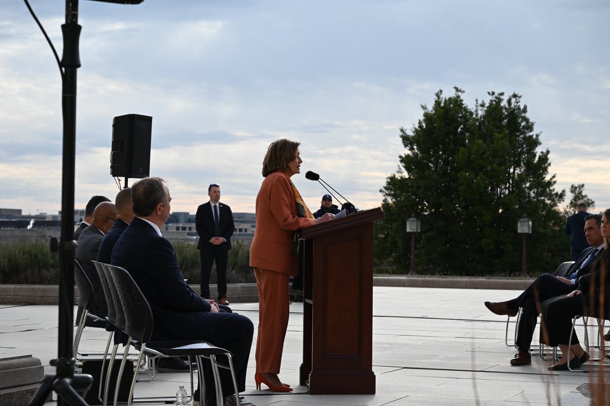 Nancy Pelosi tweet media