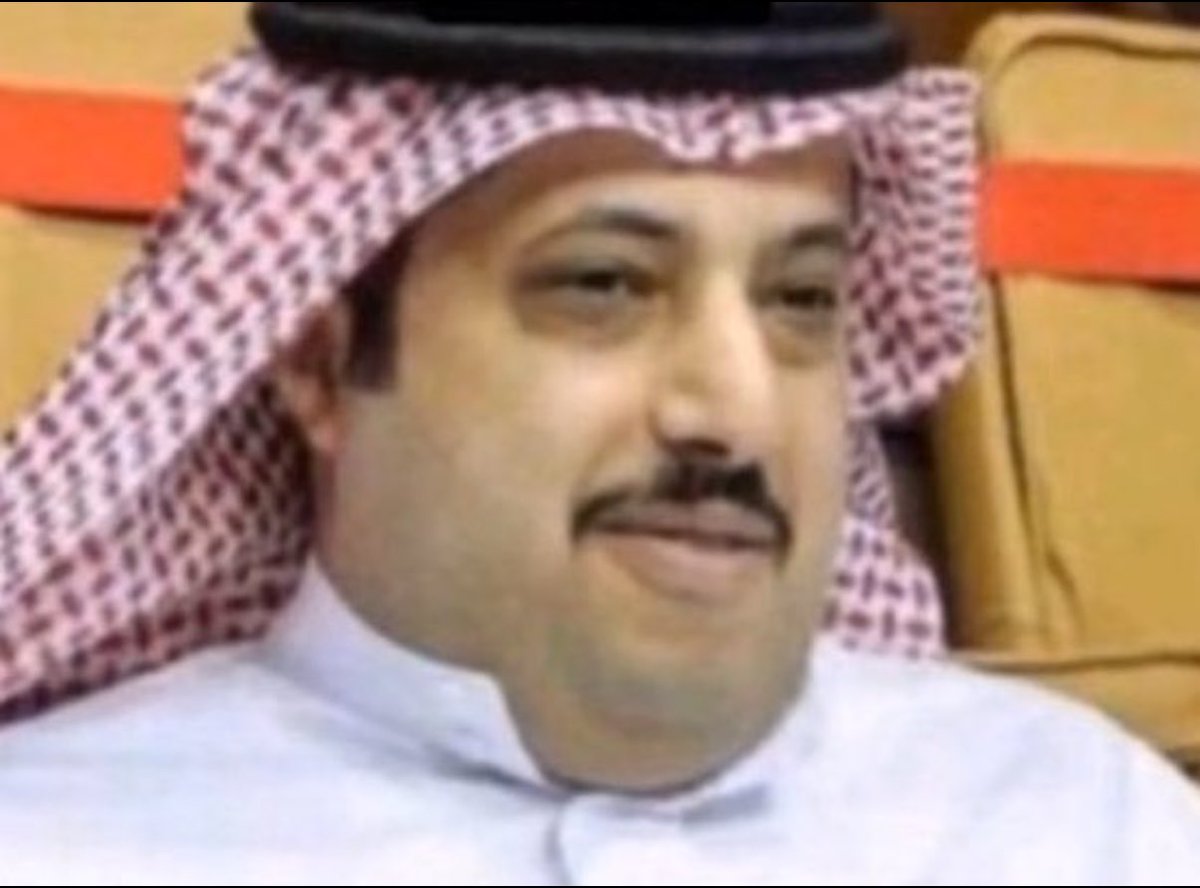 Lisa's sister tweet media