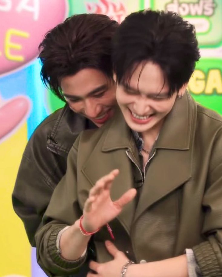 ปุ๊กปิ๊ก ห้องคุณครูน้องโซลาร์ LYT tweet media