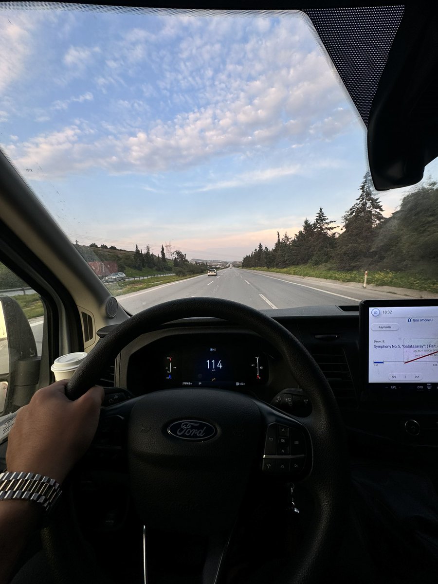 takımtaklavat tweet media