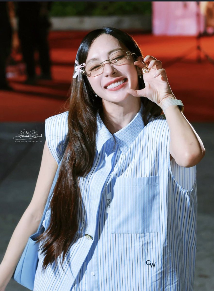 dimps🐬 tweet media