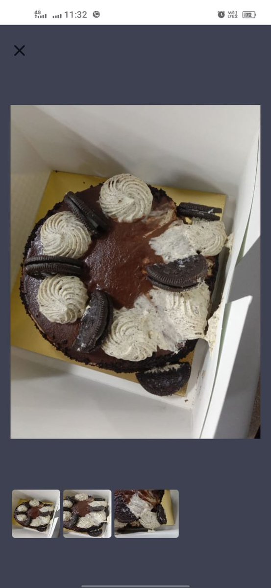 priiiyu19's tweet photo. @SwiggyCares This is how I received my cake, after paying almost Rs 200 extra as packaging, delivery, and platform fees. And after reporting the same, just delays &amp; zero accountability. https://t.co/QBlwwtnjz6