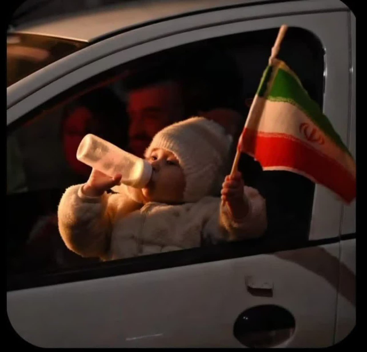 باوان tweet media