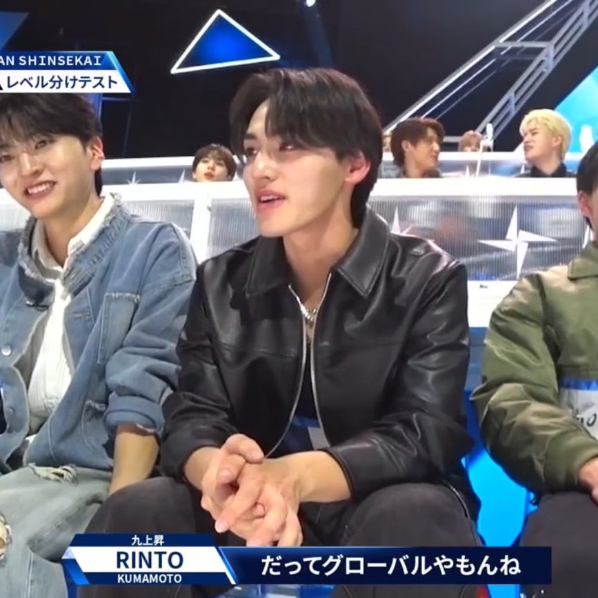 ⋆𝄞⋆ tweet media