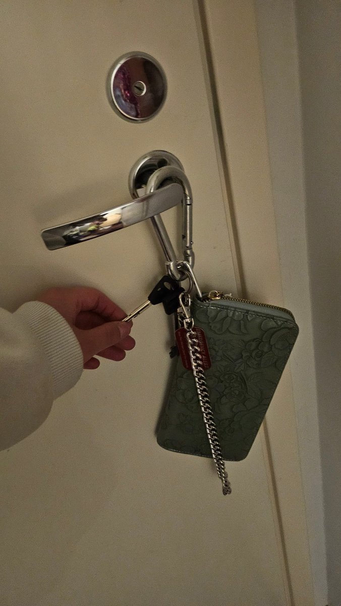 🔻⚢ Public Universal Friend ⚢🔻 tweet media