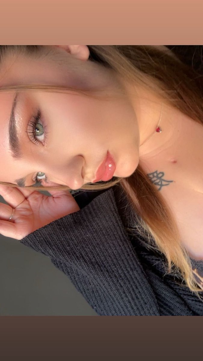 Chachaaa223's tweet photo. Dispo pour les échange 😏

PROMO 

Plus de cams pour le moment 🤯 https://t.co/3J3r5NjHrA