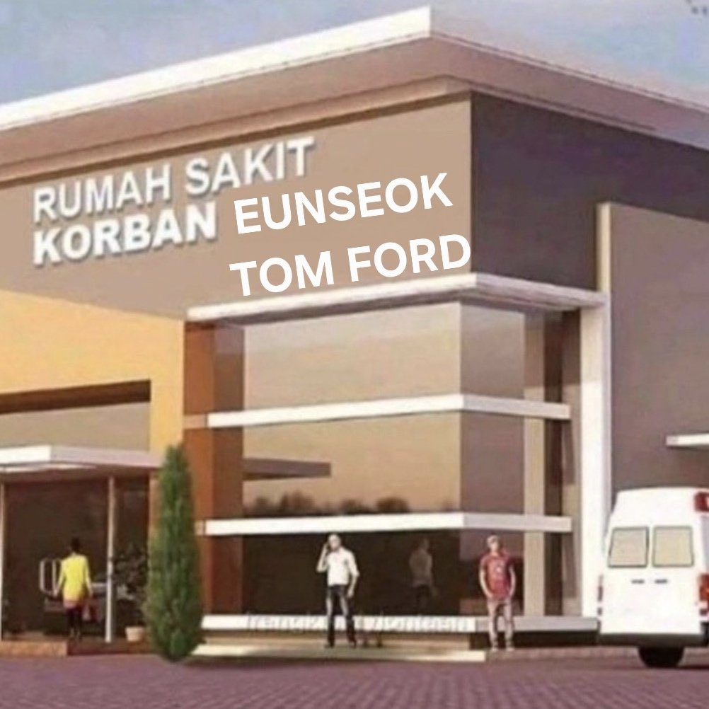 thanks tom ford udah mengundang cowoku yg mahadahsyat inih😩