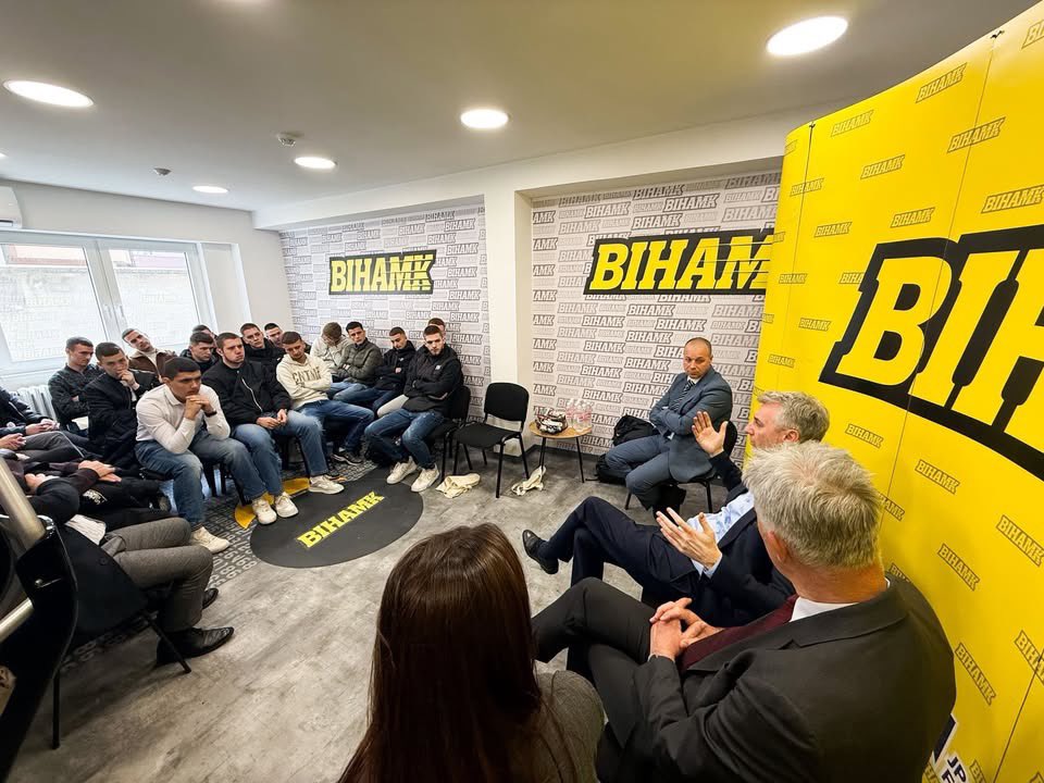 Ministarstvo komunikacija i prometa BiH tweet media