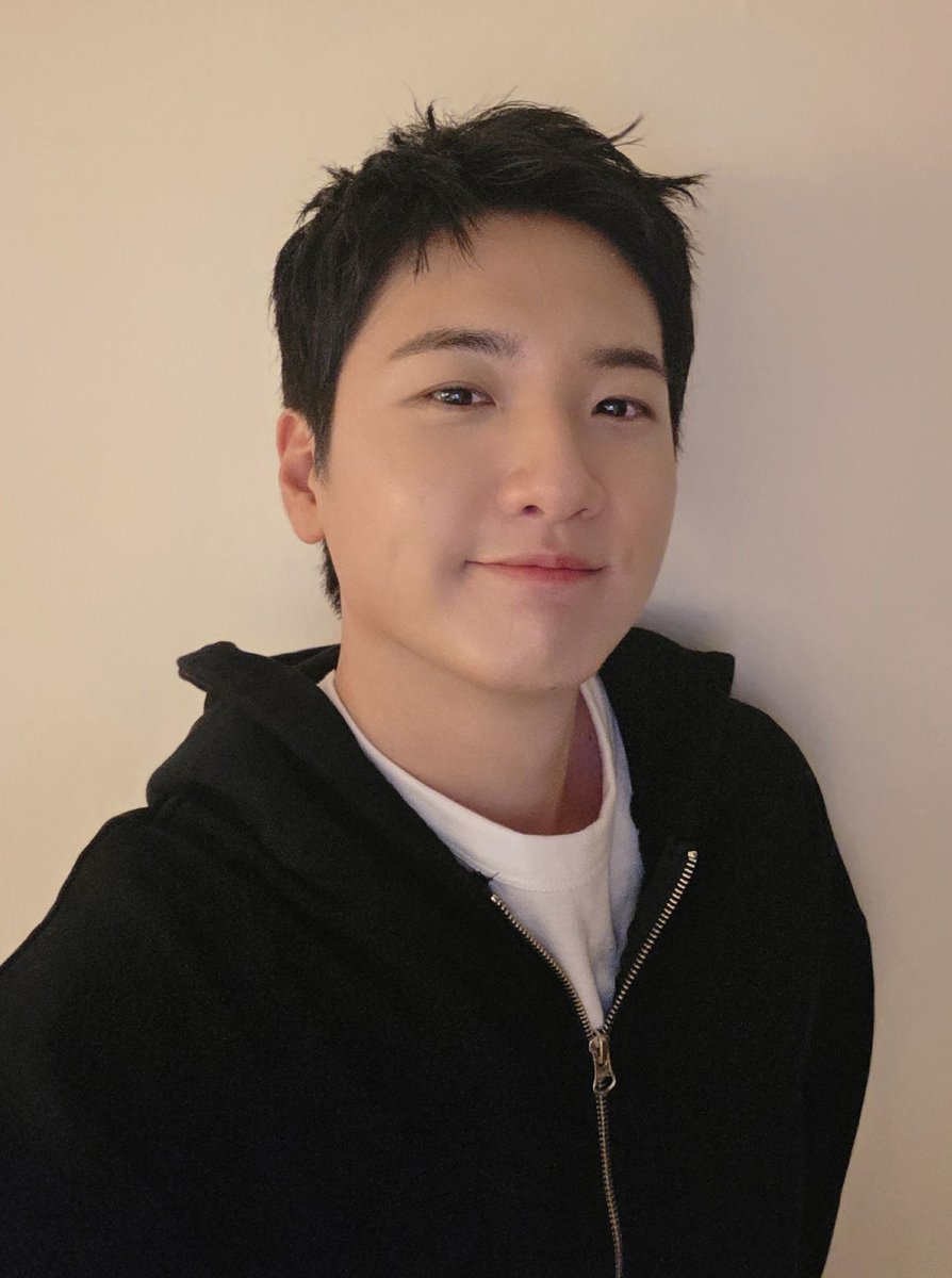 첫사랑 tweet media