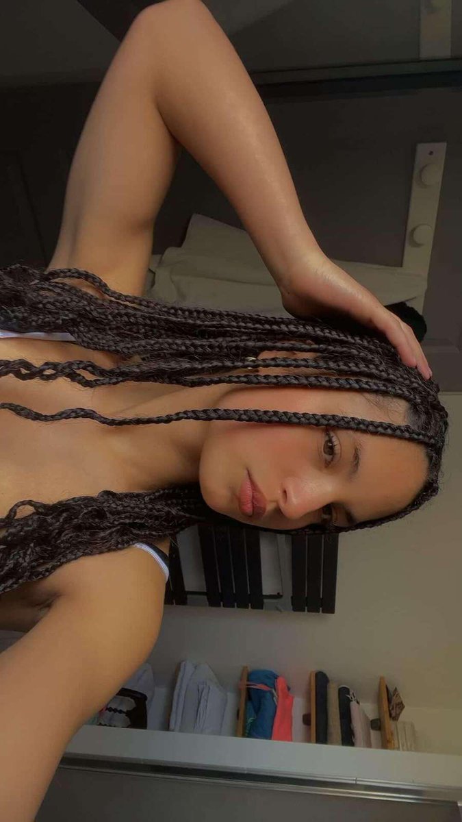 Déesse Sarah 🥀 tweet media