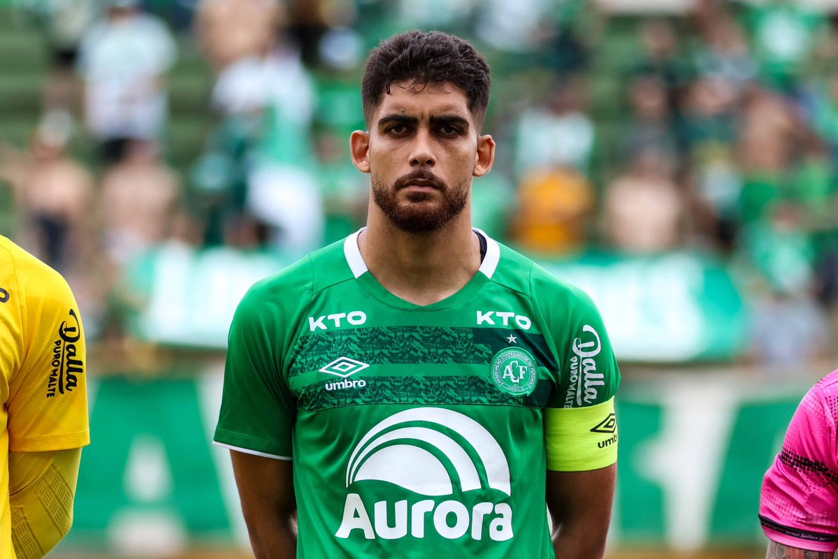 Tainan Nunes tweet media