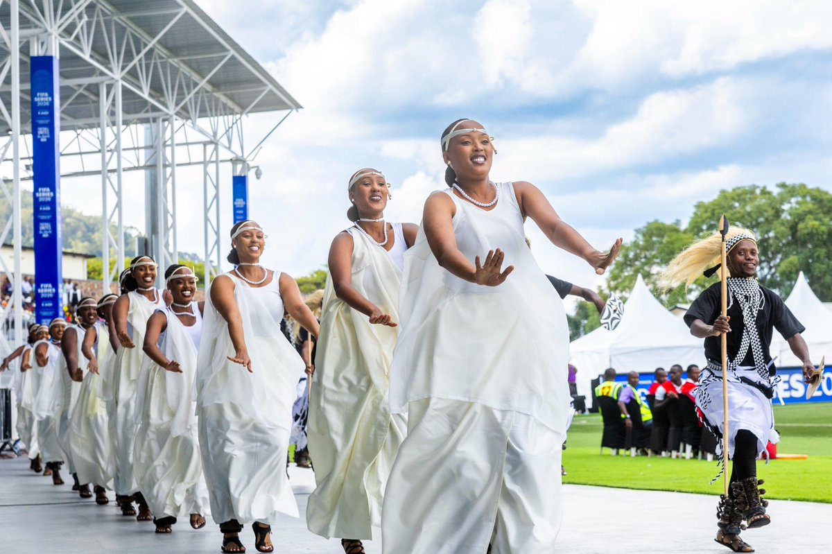 TimesSportRW's tweet photo. PHOTOS: The moment #Rwanda’s premier traditional dance troupe Urukerereza entertained FIFA Series delegates and football lovers during the opening ceremony of the international friendly tournament at #Kigali Pele Stadium.

📸: @MugwizaO /TNT https://t.co/7hlYtYwZ1j