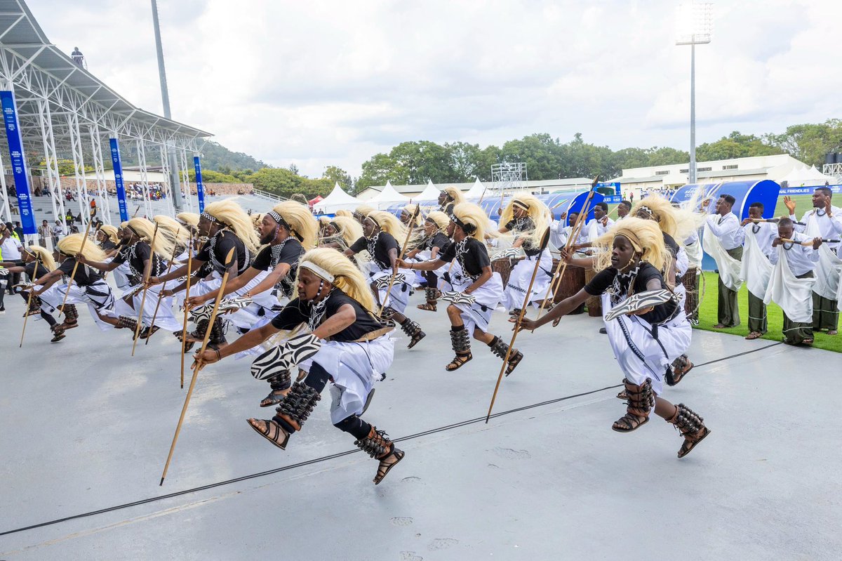 TimesSportRW's tweet photo. PHOTOS: The moment #Rwanda’s premier traditional dance troupe Urukerereza entertained FIFA Series delegates and football lovers during the opening ceremony of the international friendly tournament at #Kigali Pele Stadium.

📸: @MugwizaO /TNT https://t.co/7hlYtYwZ1j