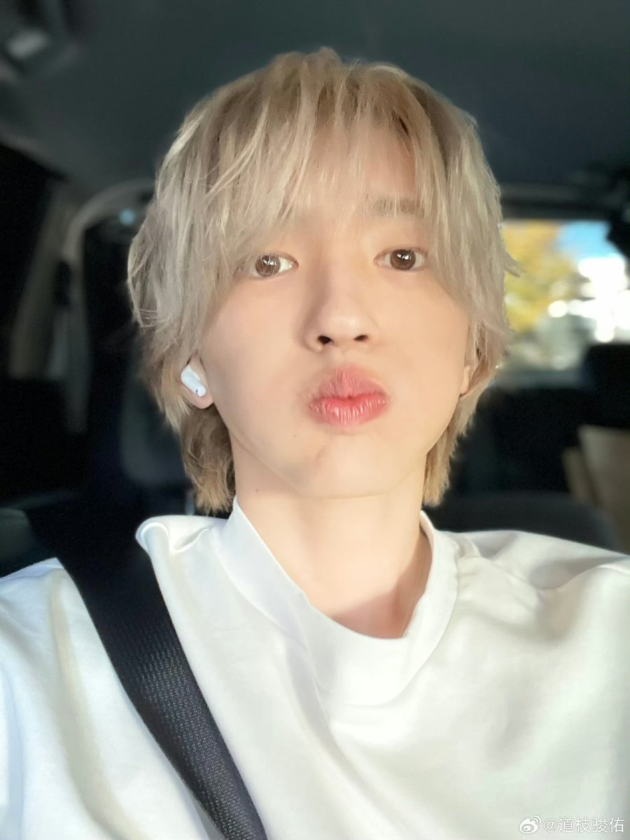 idol3ichu's tweet photo. https://t.co/GrUc5Dry2Q