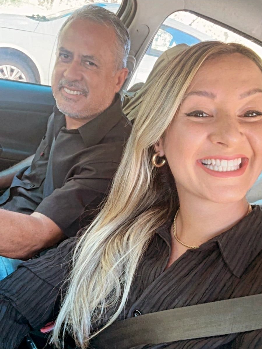 intertv_rj's tweet image. Michelle Canciler e Elias Coutinho já estão na estrada! 🚗 Hoje tem #inter2 especial, direto de Nova Friburgo. Te esperamos! 

#bastidores #intertvrj