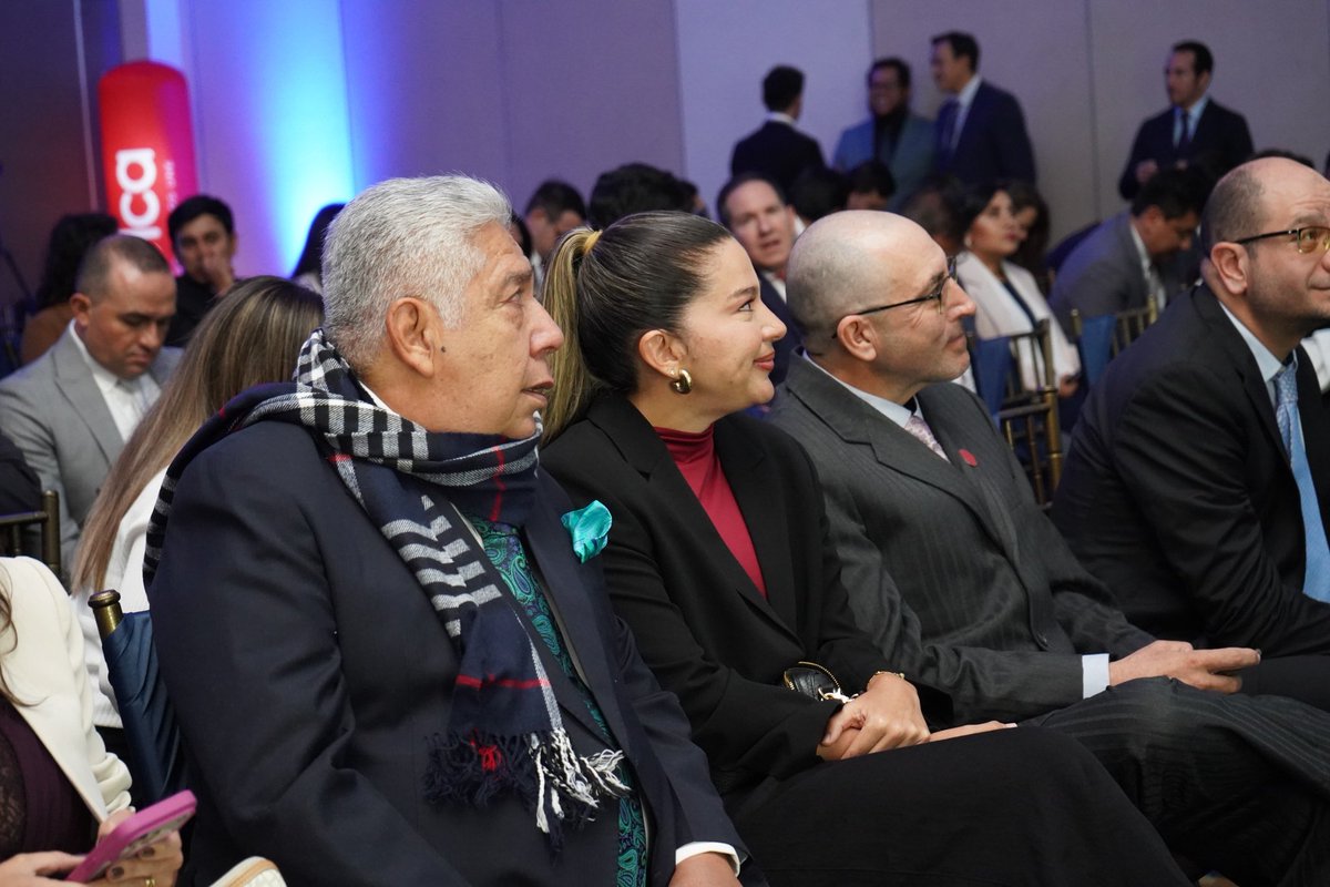 Corporación Eléctrica del Ecuador tweet media