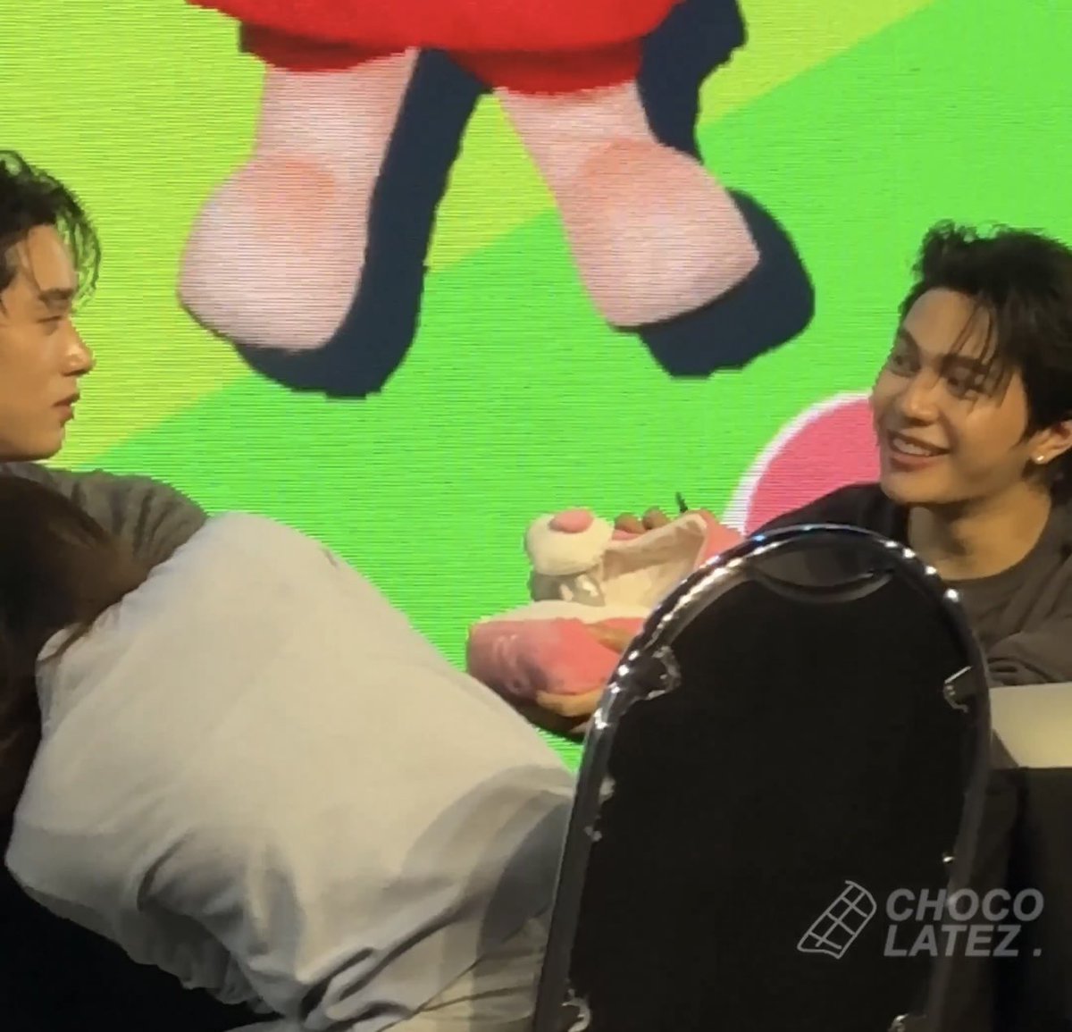 ⋆˚ aj 𝜗𝜚˚⋆ tweet media