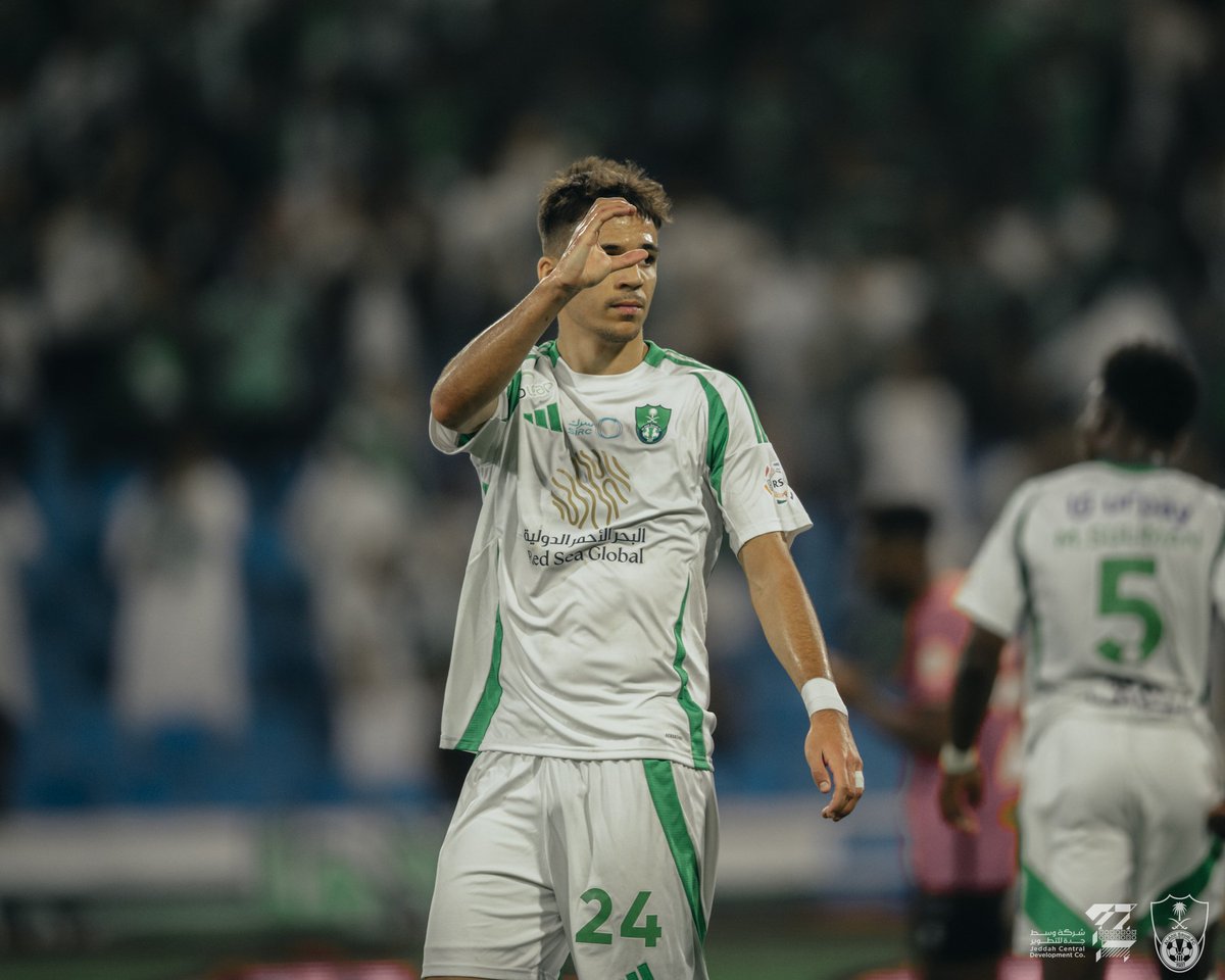 Ultras | مكتئب tweet media