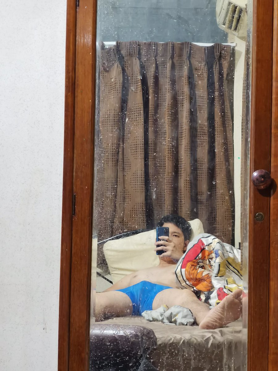 นอนใส่แค่นี้ก็เย็นสบายดีนะครับ