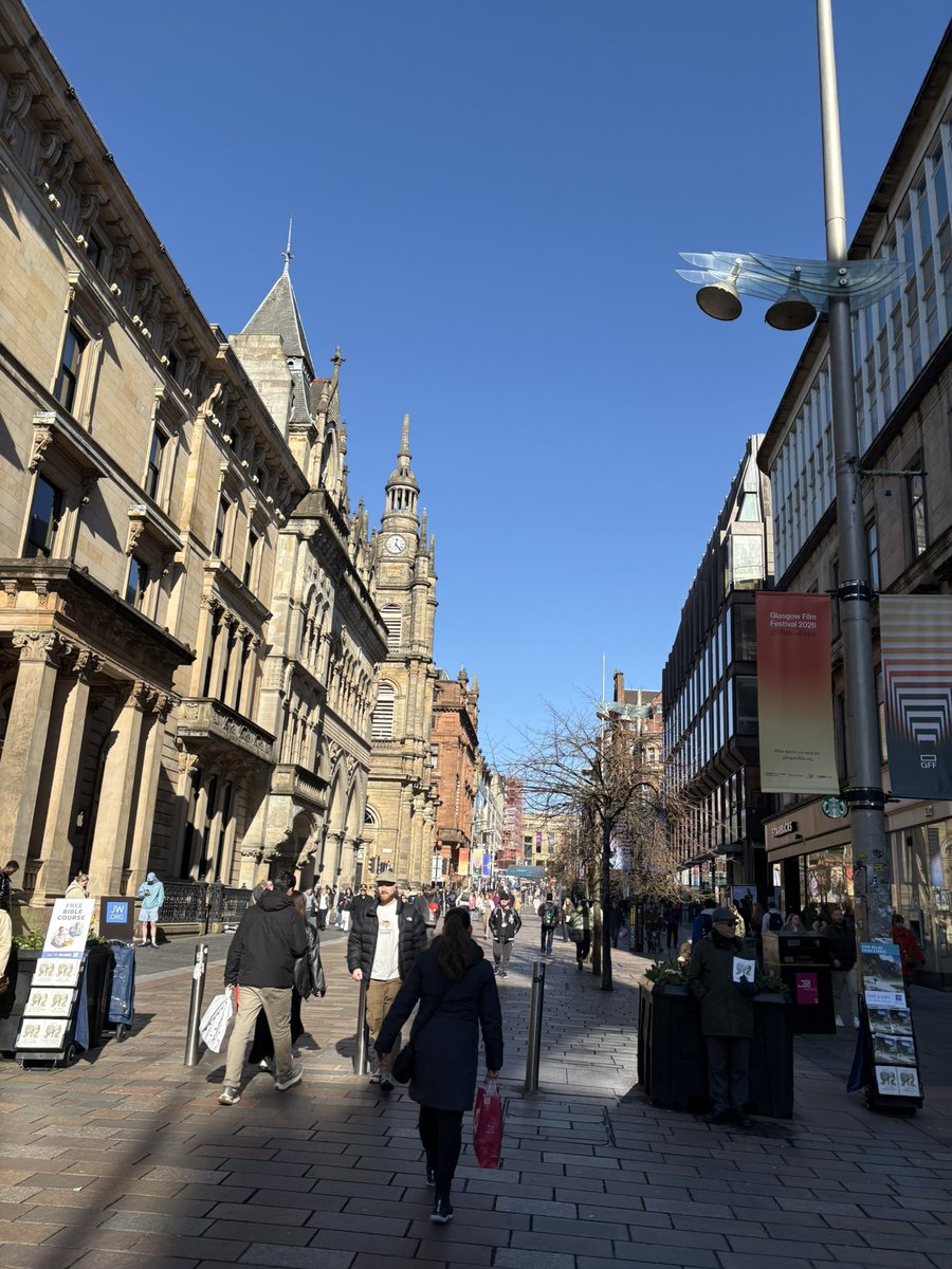 PaulBettany22 tweet media