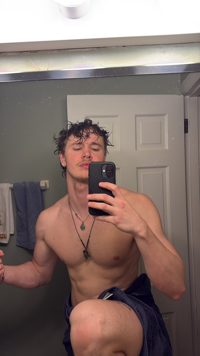 Master Zeke tweet media