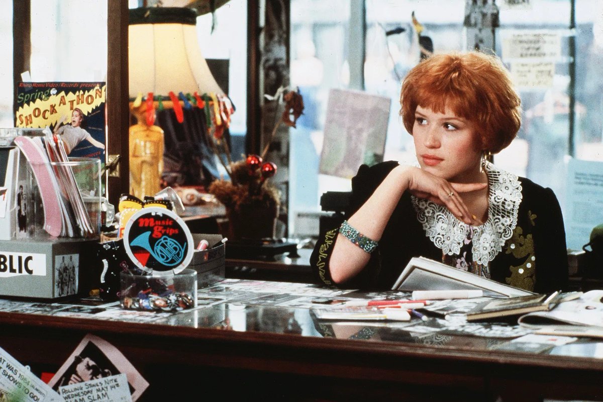 ParamountBrasil's tweet photo. Você se lembra de A Garota de Rosa-Shocking, de 1986? 💗

O filme está fazendo 40 anos em 2026. https://t.co/IZjhlooWCW