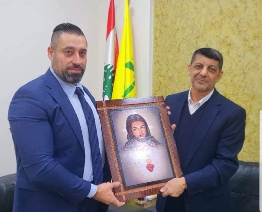 🏴☠️ tweet media