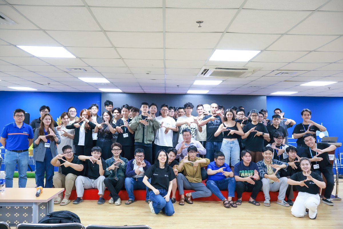 ✨ Rise In - Biggest web3 dev community tweet media