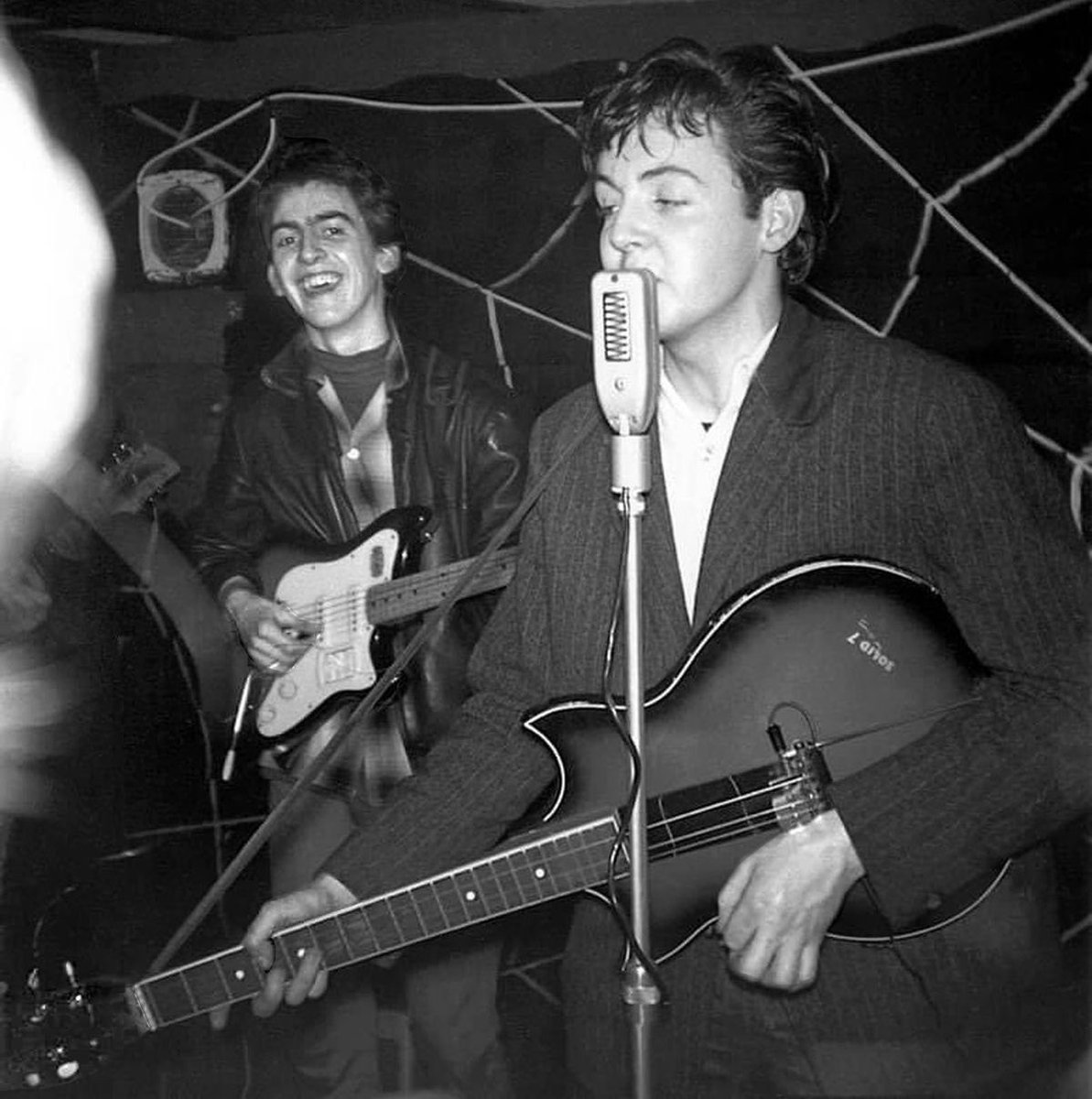 annie ★ ☆ tweet media