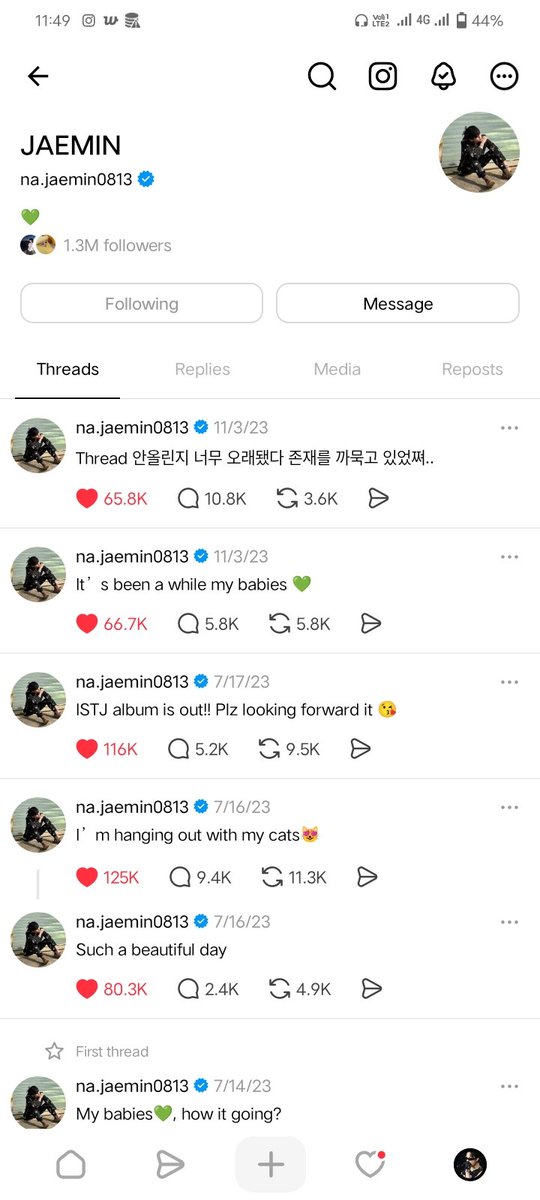 N is reading au tweet media