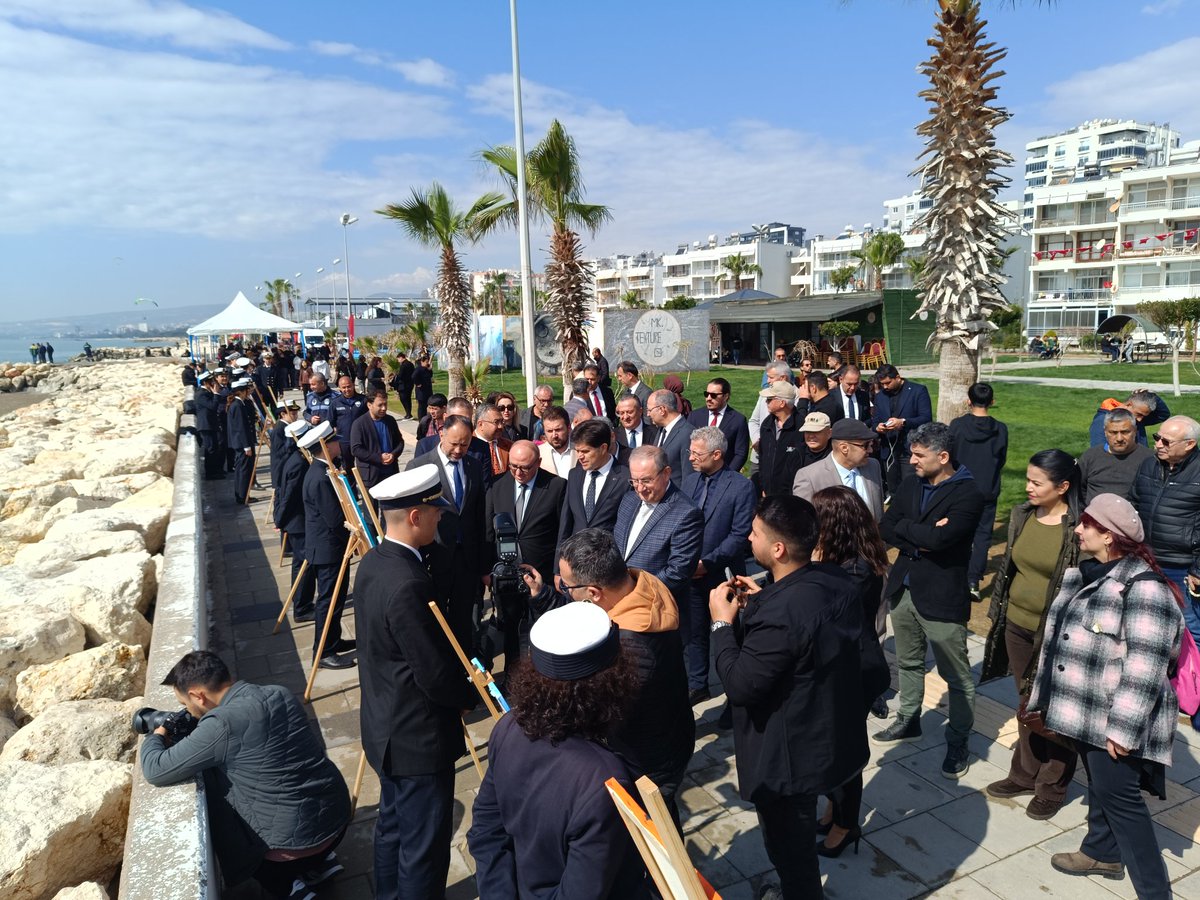 22 Mart Dünya Su Günü kapsamında düzenlenen farkındalık etkinliğine; Kaymakamı Sn. Aydın Tetikoğlu, Belediye Başkanı Sn. Mustafa Kara, İl MEM Müdürü Sn. Muhammed Özdemirci ve İlçe MEM Müdürü Sn. Yusuf Açıkyörük katıldı.
<a href="/tcmeb/">Millî Eğitim Bakanlığı</a> 
<a href="/MersinMEM/">Mersin İl Millî Eğitim Müdürlüğü</a> 
<a href="/Muhammed0744/">Muhammed ÖZDEMİRCİ</a> 
<a href="/Yusuf_acikyoruk/">Yusufacikyoruk</a>