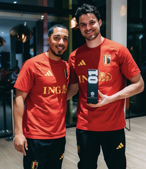 Simp_UTD tweet media