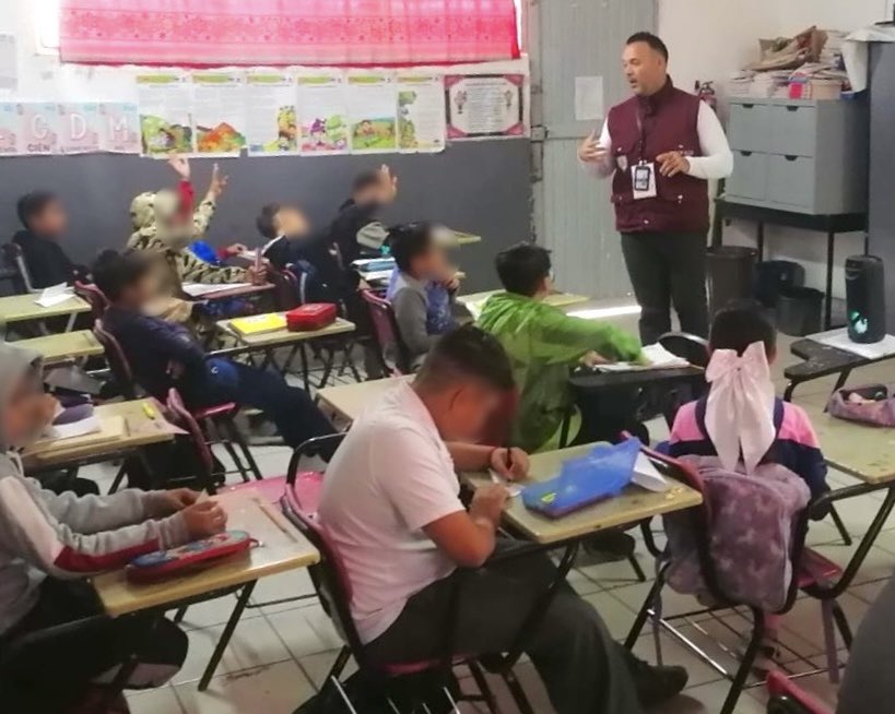 Ana Guízar V. tweet media