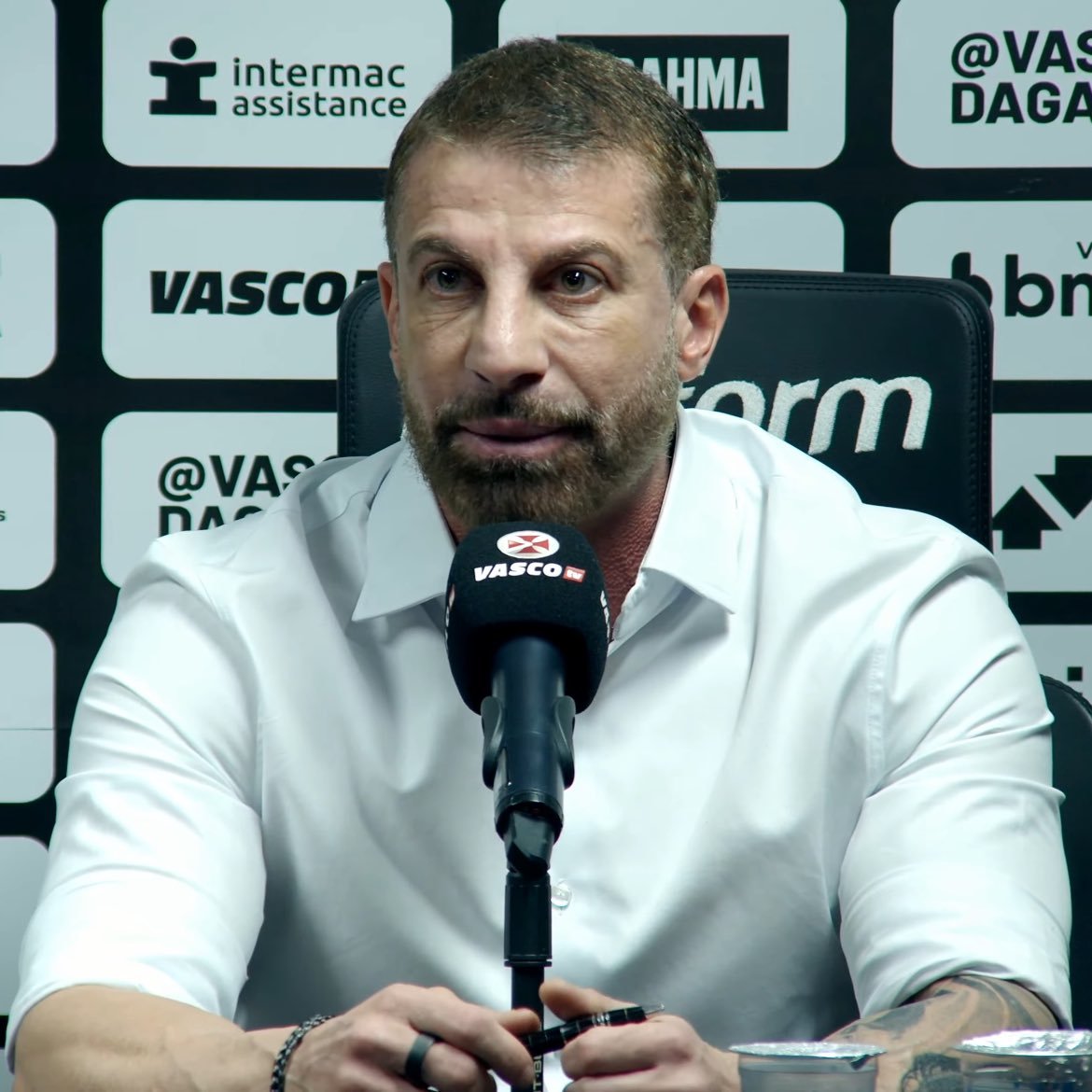 newscolina tweet media