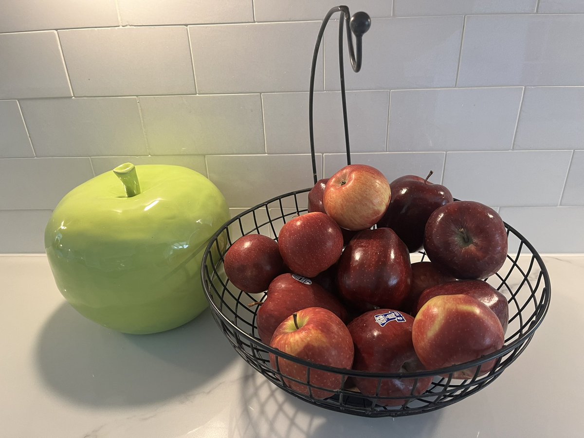 may 𖢂 tweet media