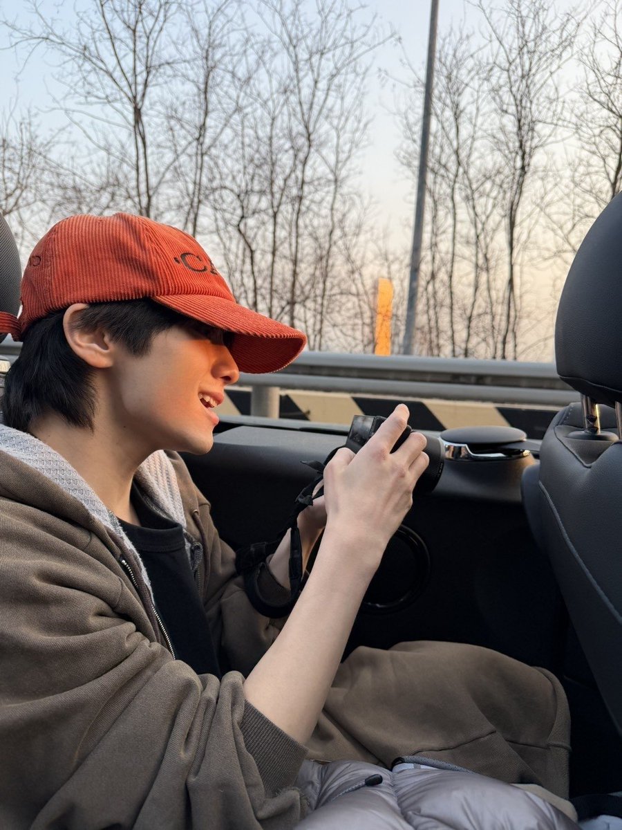 homie staff tweet media