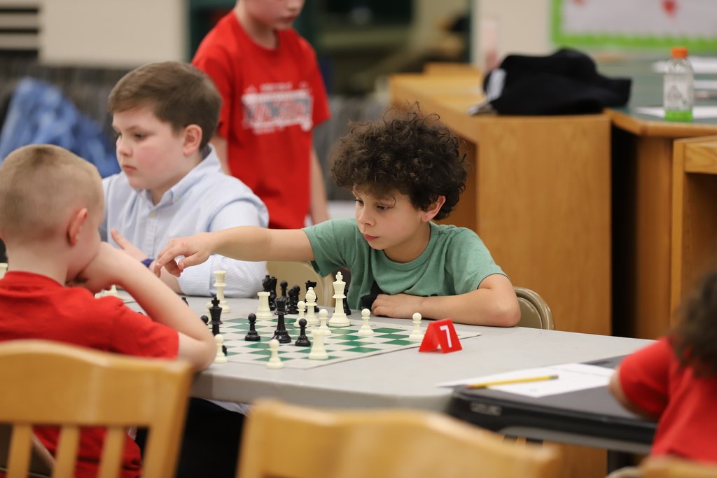 bcpsky's tweet image. ✨ District Chess Champs! ♟️

Congrats to our winners:
🏆 Crossroads (K-1, K-3, K-5)
🏆 Hebron Middle (K-8)
🏆 North Bullitt High (K-12)

Our students are proving to be Innovative Problem Solvers &amp;amp; Self-Directed Navigators! 🎓 #BCPS #MovingForward #ChessChampionship