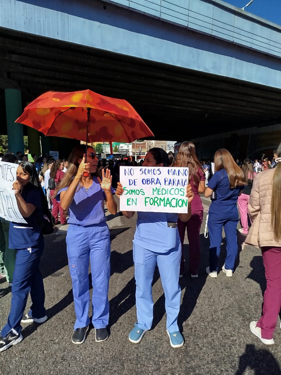 Nicolas del Caño tweet media