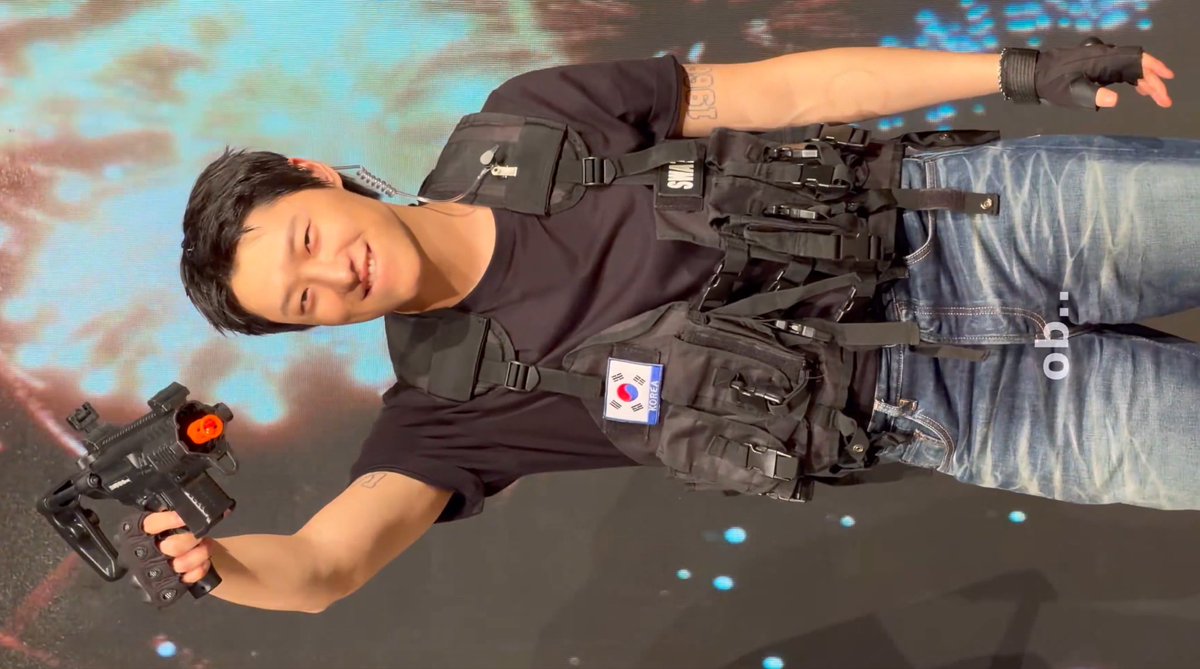 52..🍅 tweet media